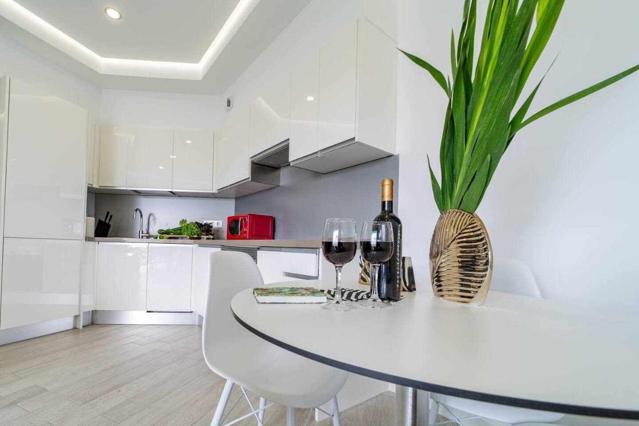 Ocean Garden Suite 10 Con Jardin Privado أذيخي المظهر الخارجي الصورة